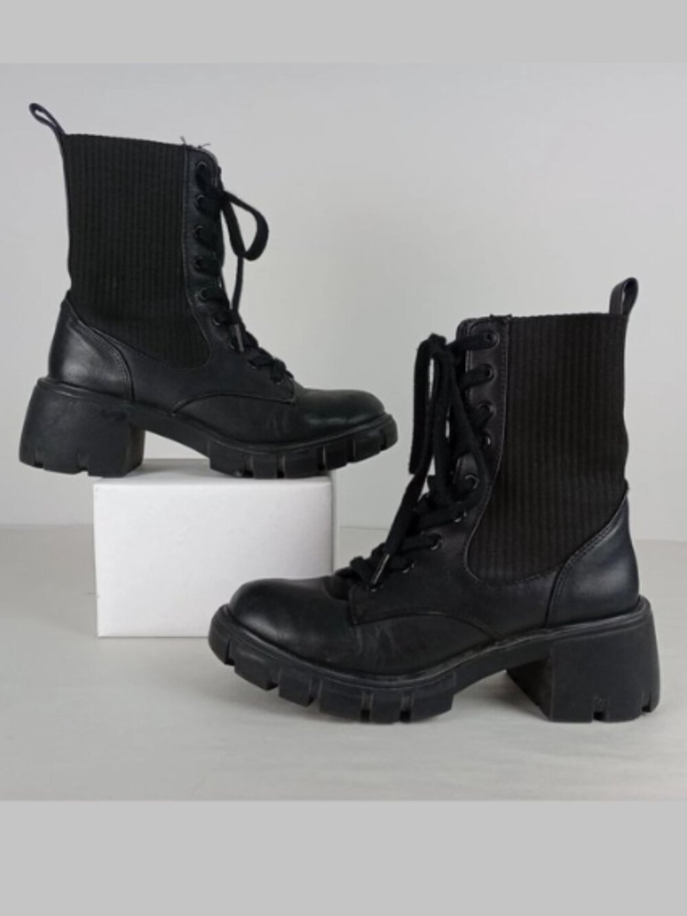 Steve Madden Women's Size 6.5 M Black Stretchy Leather Combat Lace Up Boots - Picture 2 of 13